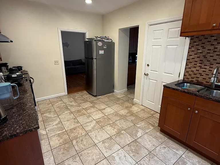 28 Rogers Ave #1 — Photo 9
