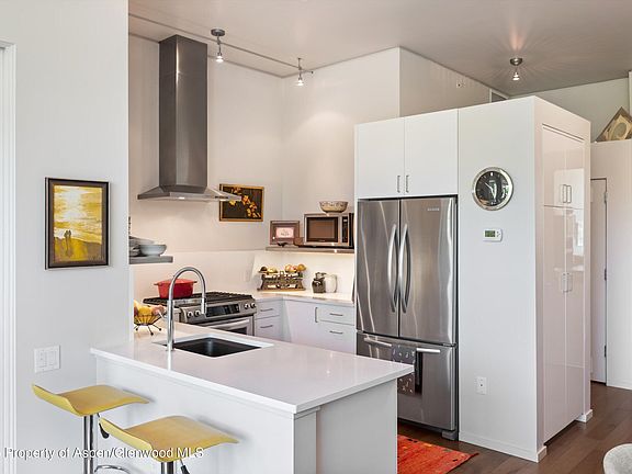 5th image of 202 Evans Rd Unit 202