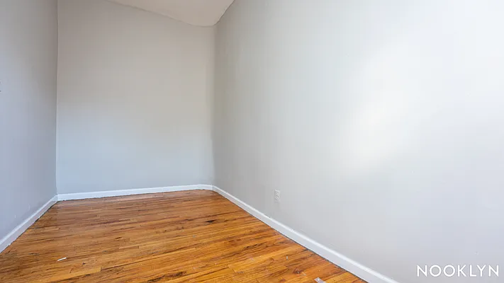 Rented by Nooklyn NYC LLC | media 16