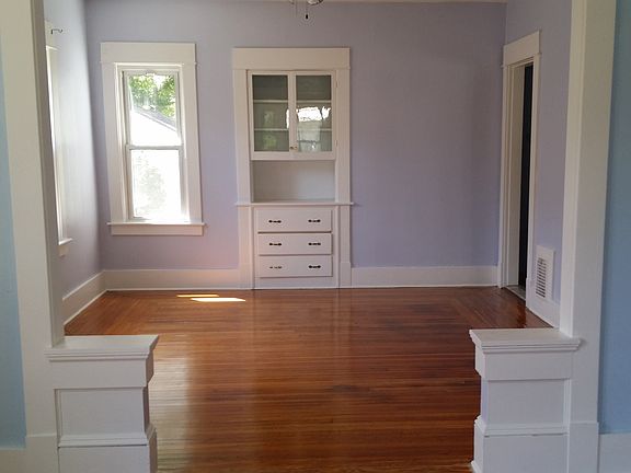 5th image of 33 Woodmont St