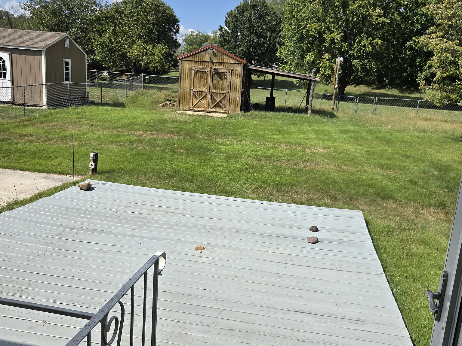 3 bed, 950 sqft, $1,800 — Photo 3