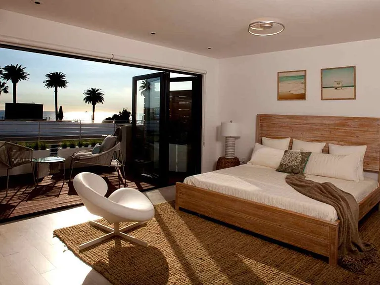 301 Ocean Ave — Photo 3