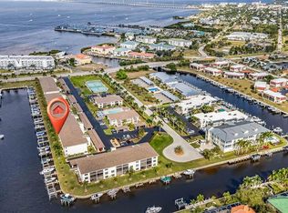 313 Coldeway Dr #F10, Punta Gorda, FL 33950