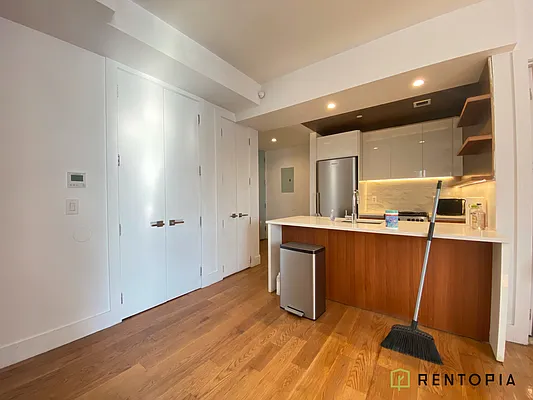 Rented by Rentopia | media 9