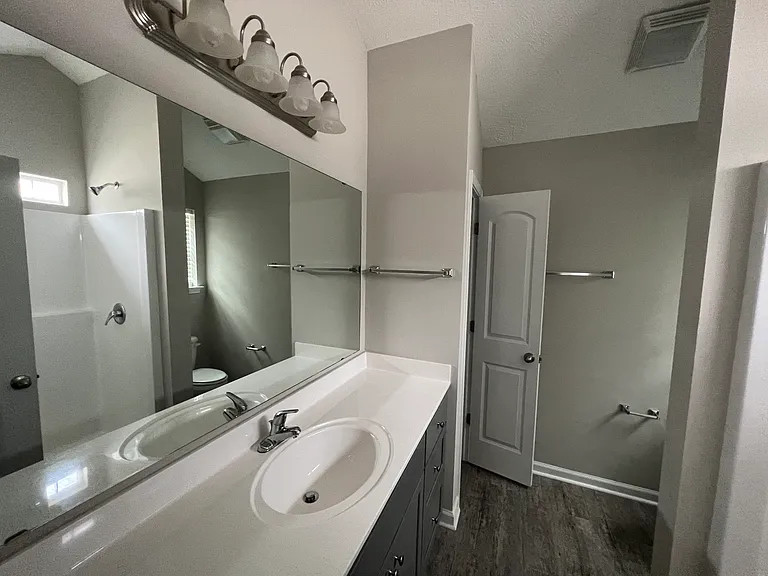 228 Leste Rd — Photo 13