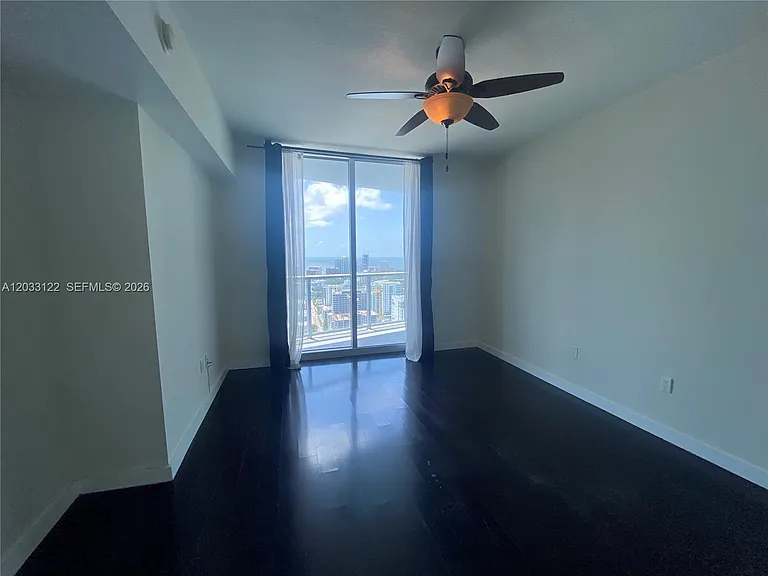 185 SW 7th St #4206 — Photo 12