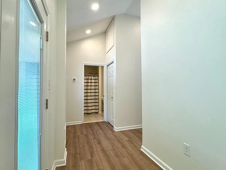 8190 Marshall Corner Rd — Photo 6