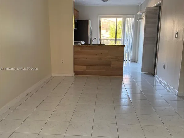 5490 W 21st Ct APT 308, Hialeah, FL 33016