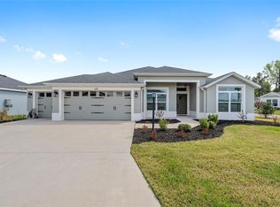 1661 Vanbeck Cir, Okahumpka, FL 34762