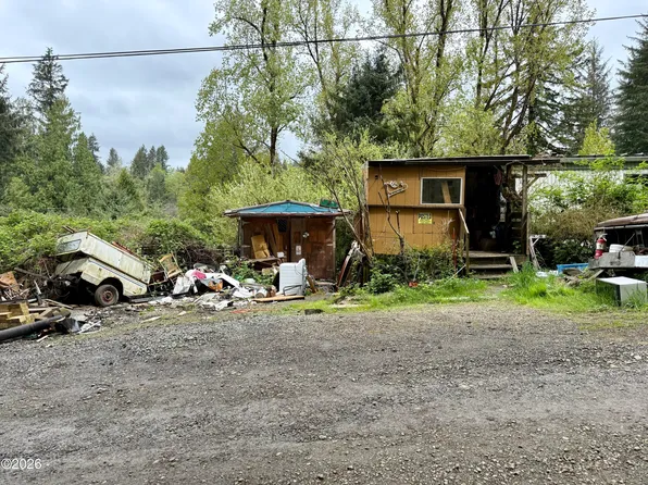 21 N Davis Ln, Otis, OR 97368