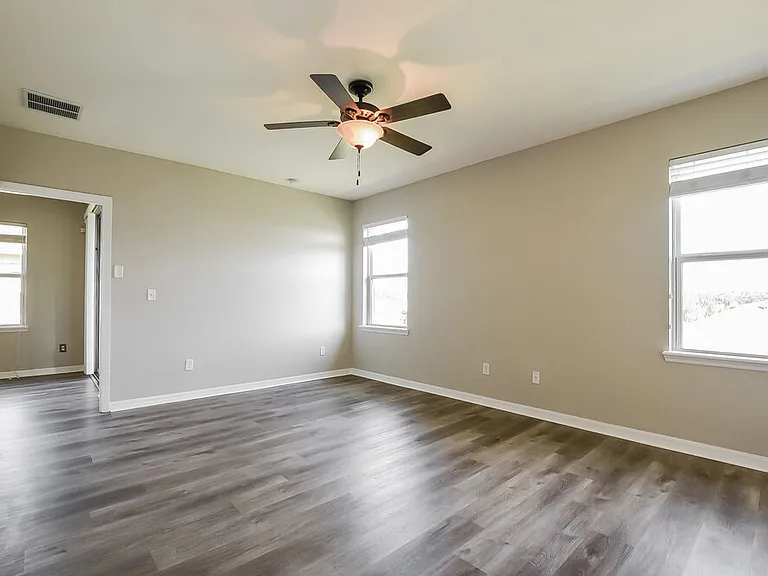 194 Compass Rose Dr — Photo 10