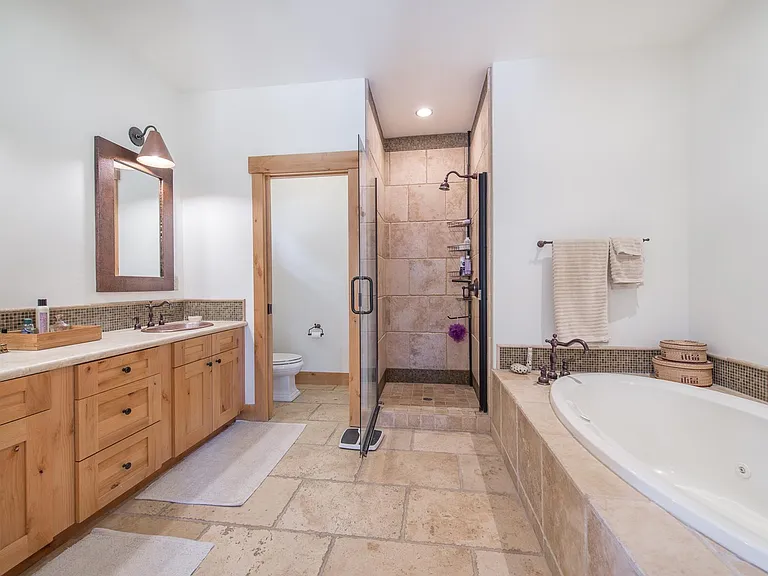 10183 Palisades Dr #1 — Photo 13