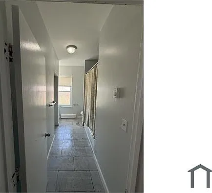 1 Fairland St #3 — Photo 9