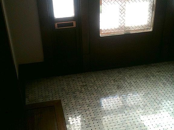 Marble entry w/oak
