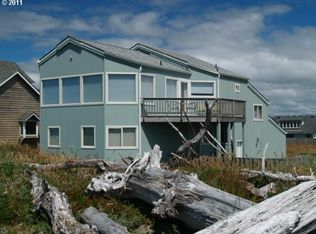 390 Madison Ave SW, Bandon, OR 97411