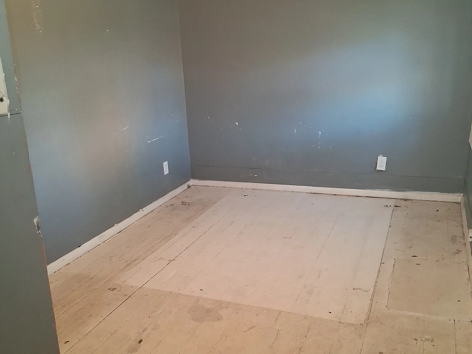 1 bed, 700 sqft, $1,000 — Photo 4