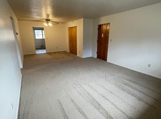 2520 S Raccoon Rd APT 4, Youngstown, OH 44515
