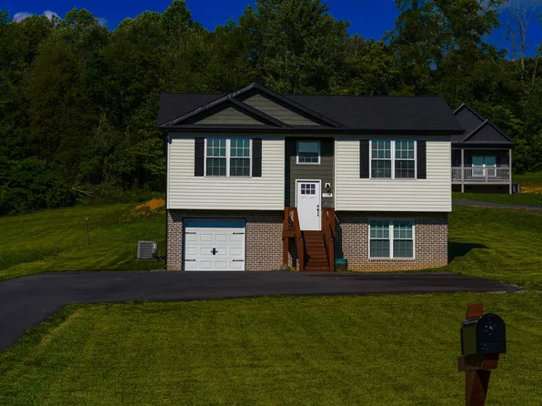 718 Barger Hollow Rd, Blountville, TN 37617