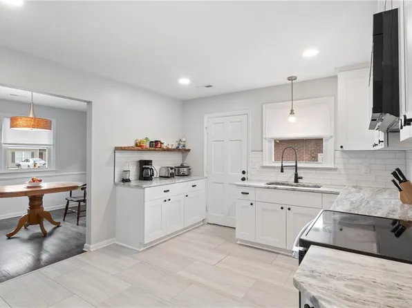 1402 Elder Ave, Chesapeake, VA 23325