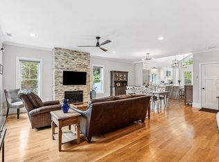 30 Old Essex Rd, Manchester, MA 01944