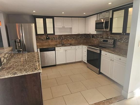 3rd image of 537 N University Dr