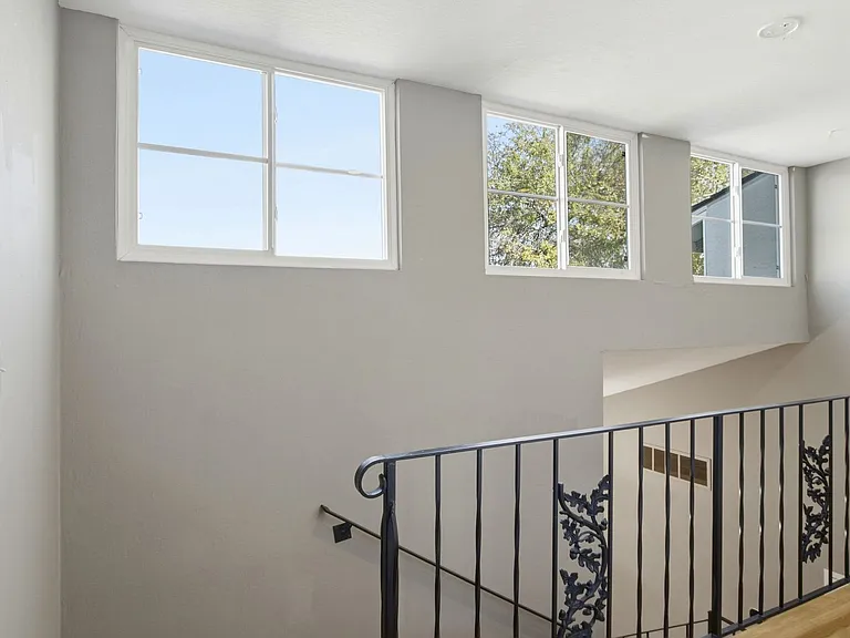 6137 Banner Dr — Photo 30