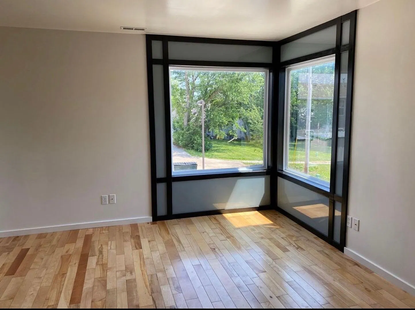 420 West Fillmore — Photo 2