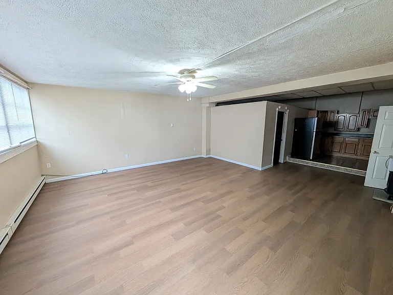 323 Hughes St #2 — Photo 2