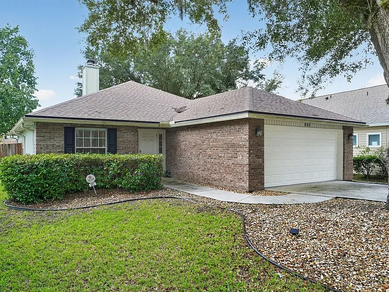 863 Timberjack Ct — Photo 2