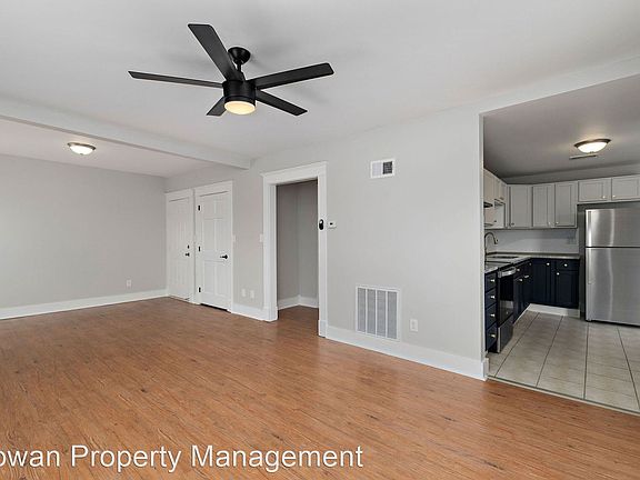 3rd image of 528 Bellefontaine Ave #B