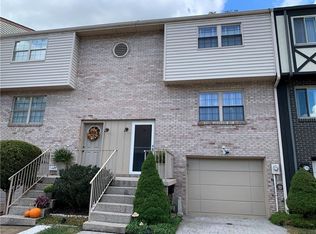 305 Clavale Dr, North Versailles, PA