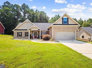 116 Coulter Woods Dr, Locust Grove, GA 30248