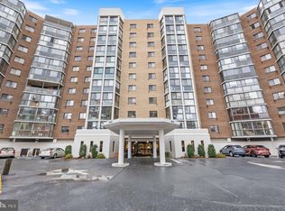 15107 Interlachen Dr Unit 2-801, Silver Spring, MD