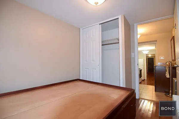 Rented by Bond New York | media 15