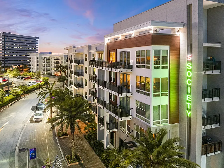Society Westshore Apartments — Photo 32