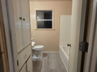 408 N Live Oak St, Mathis, TX 78368