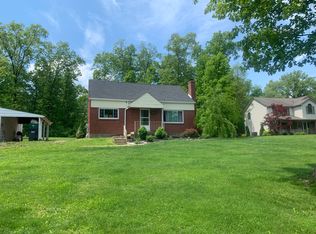 112 Jo Deener Rd, Zelienople, PA 16063