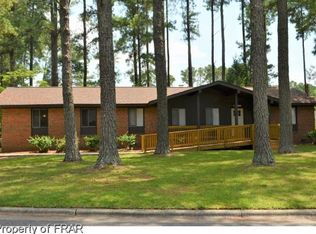 480 Lennox Dr, Fayetteville, NC 28303