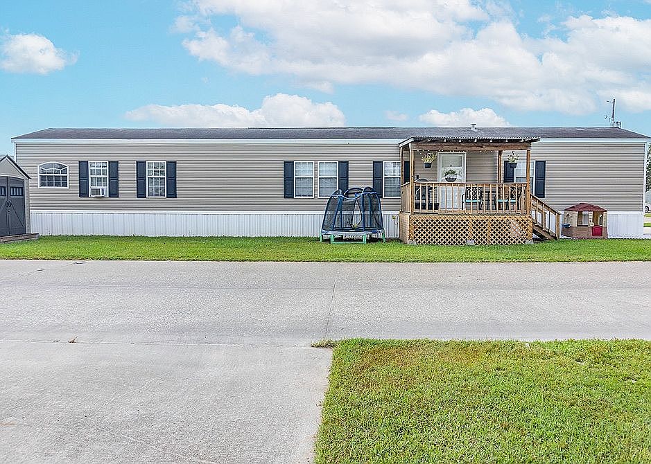 1st image of 6615 Daylily Dr