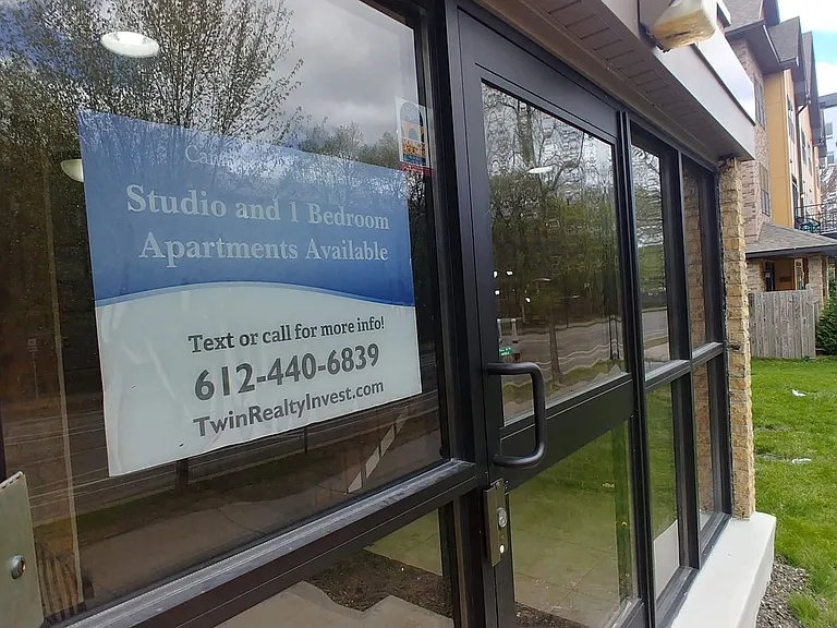 Campus East Apartments: Your Perfect Home Near U of M Twin Cities! — Photo 1