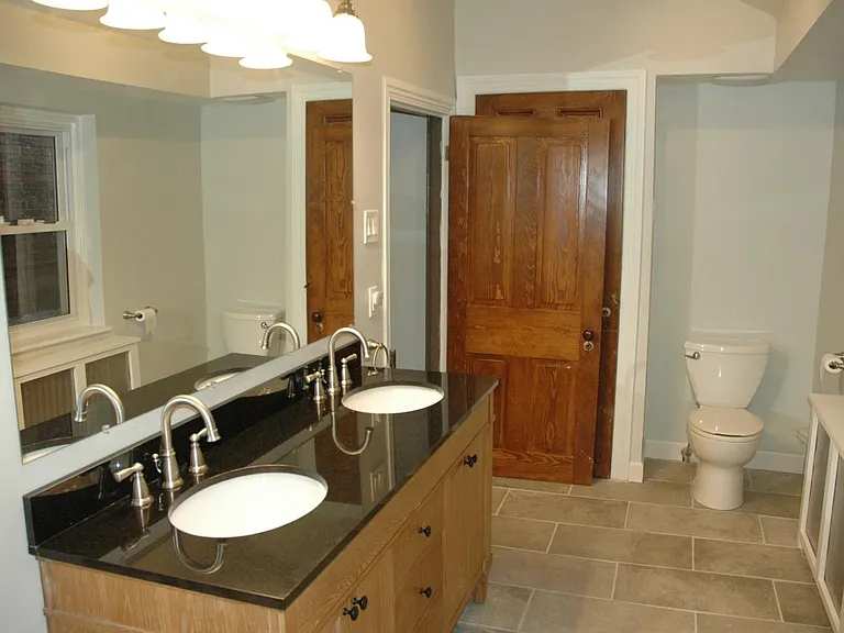 1207 Shackamaxon St — Photo 8