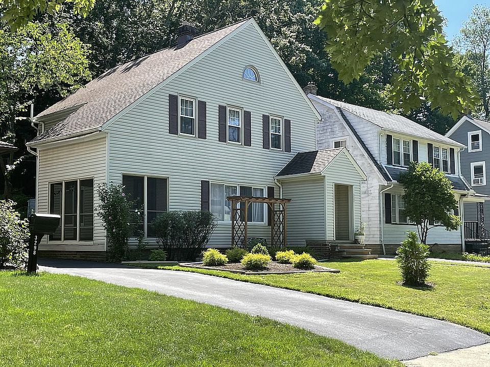 1st image of 3292 Meadowbrook Blvd