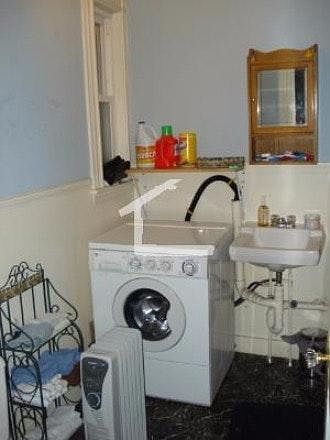2nd image of 17 Burney St #Lm1