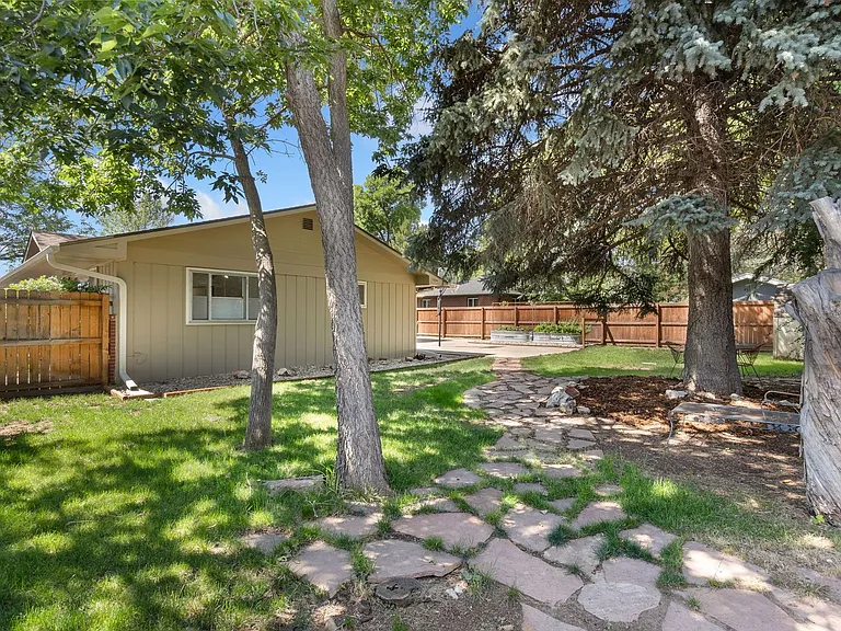 1305 S Lemay Ave — Photo 3