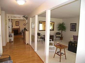 5th image of 200 Burr Oak Dr