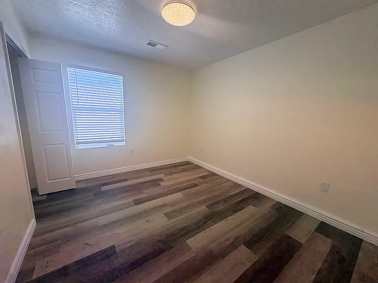 8413 Gutierrez Rd NE #B — Photo 7