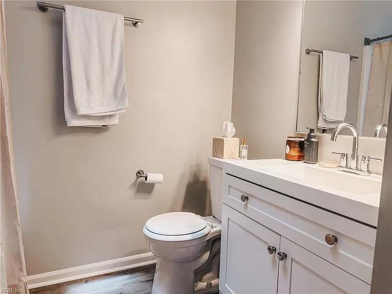 5433 Campus Dr — Photo 15