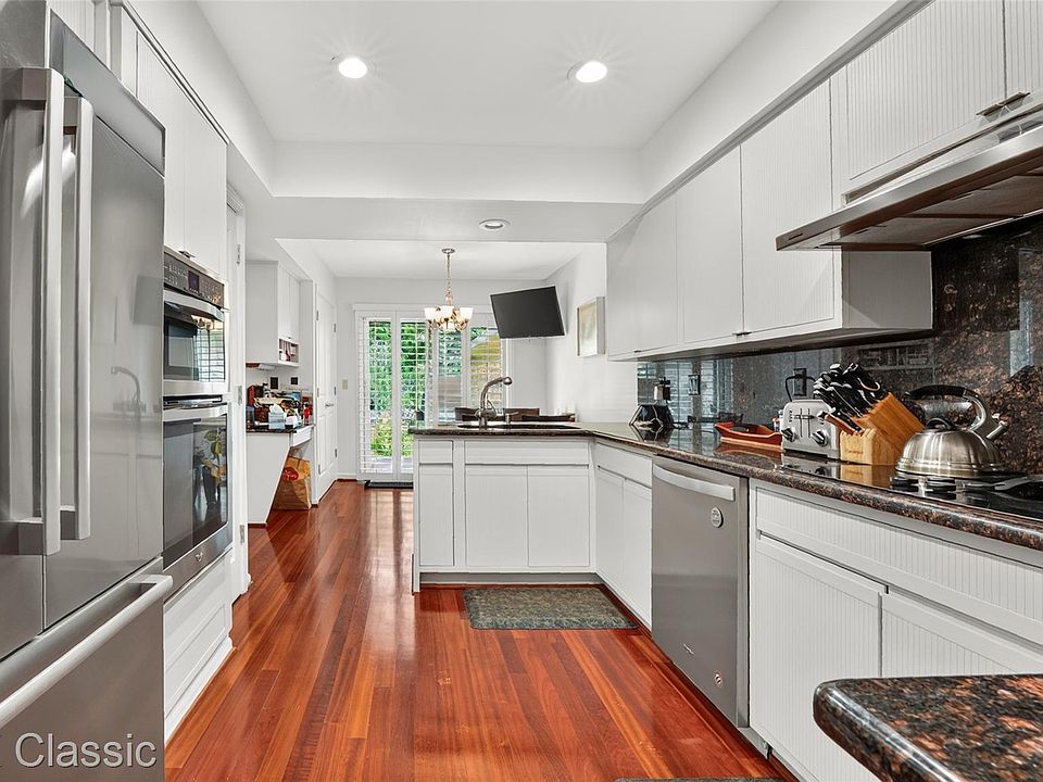 727 Arbor Ct, photo 21