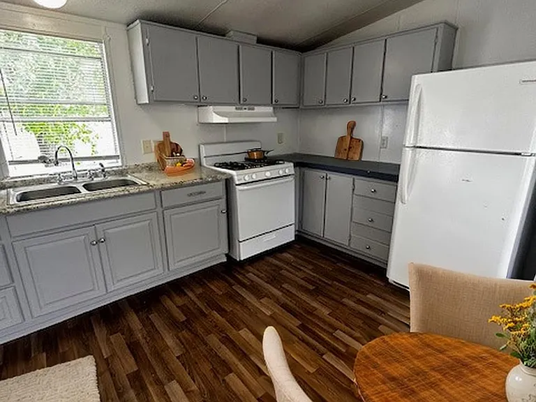775 Steele Rd #3 — Photo 2