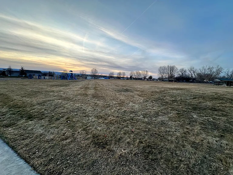 1509 Haystack Rd — Photo 4